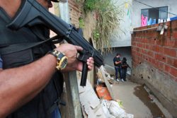 Ação da Policia contra o Tráfico de Drogas na Gamboa Foto: Elói Corrêa/GOVBA